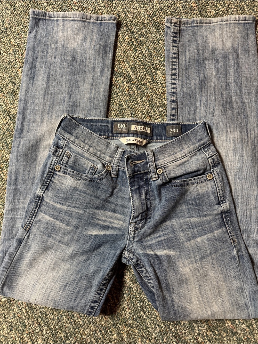 BKE Women’s Boot Cut Jeans - Light Blue Wash